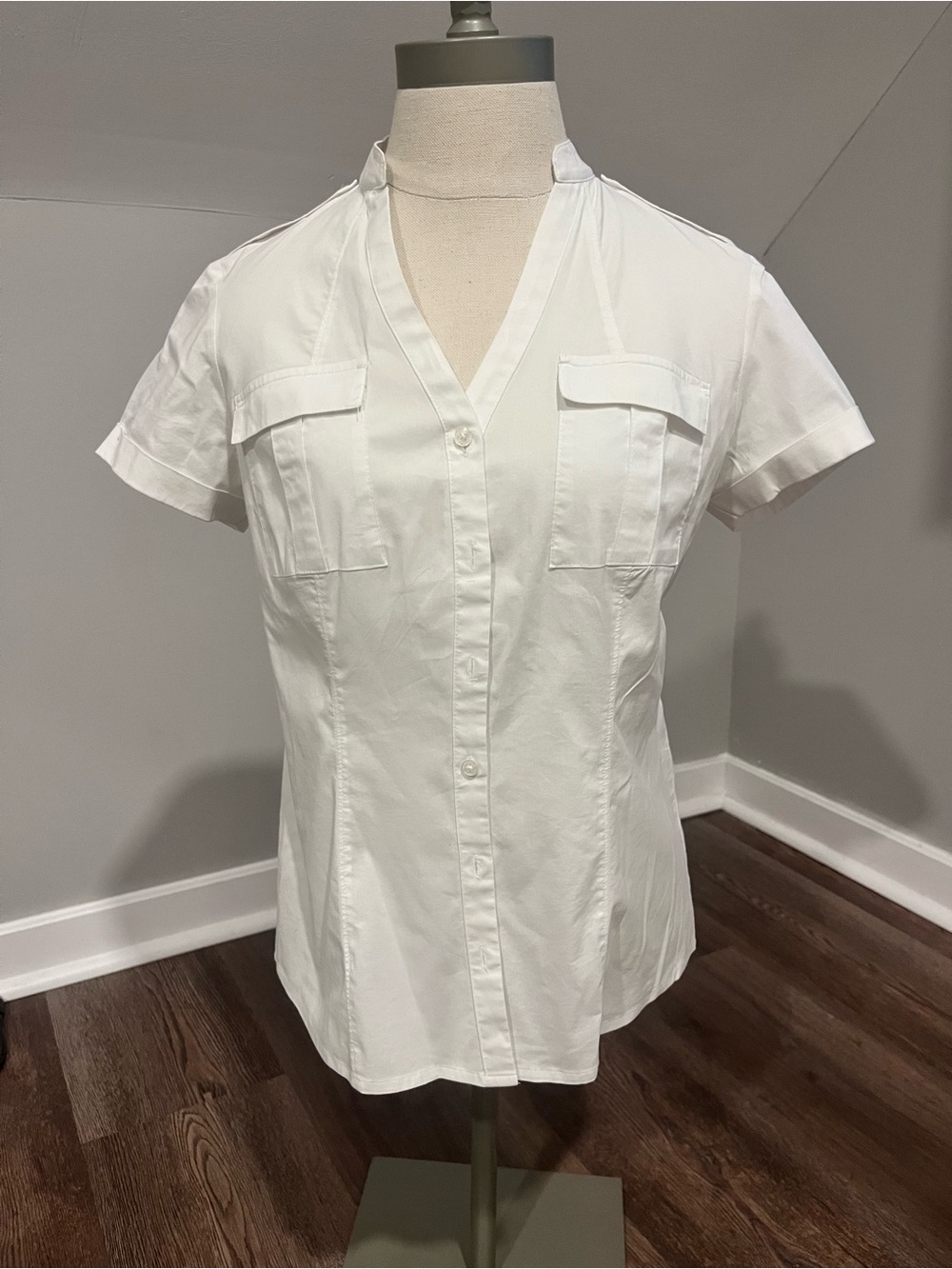 Express White Short-Sleeve Button-Front Shirt